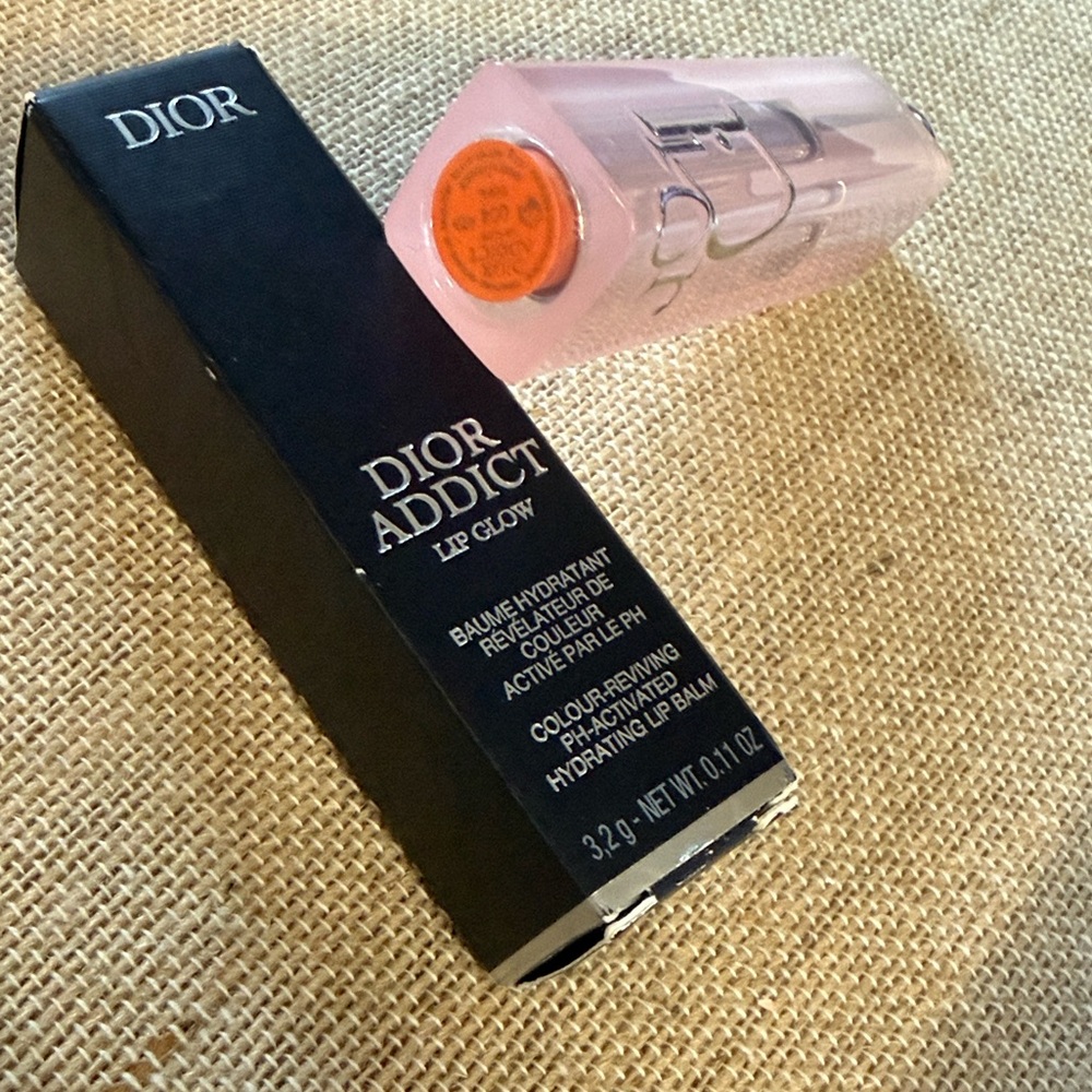 Dior Addict Lip Glow - 004 Coral